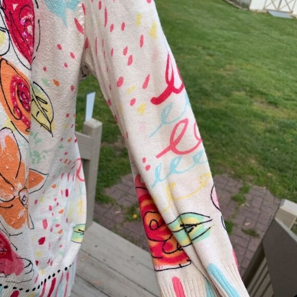 I. E. Woman Sz 1X Cream Button Up Sweater Whimsical Floral Postcard Design (C74) - Picture 5 of 15